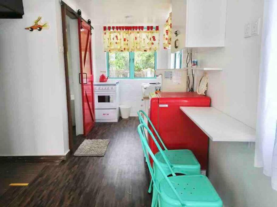 Sea Kecil Tiny House Near Jetty Of Kuala Besut Villa Kampong Nail Bagian luar foto
